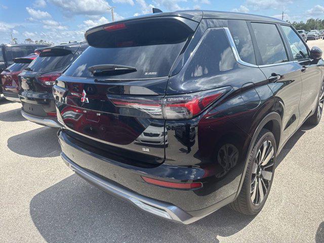 used 2025 Mitsubishi Outlander car, priced at $26,836
