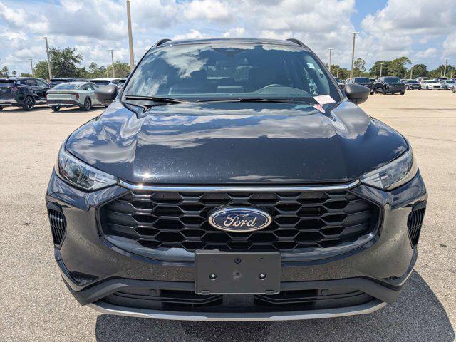 used 2025 Ford Escape car, priced at $25,156