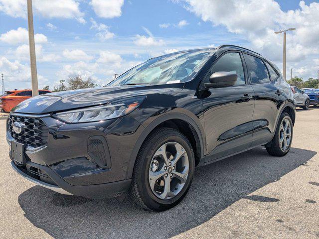 used 2025 Ford Escape car, priced at $25,156