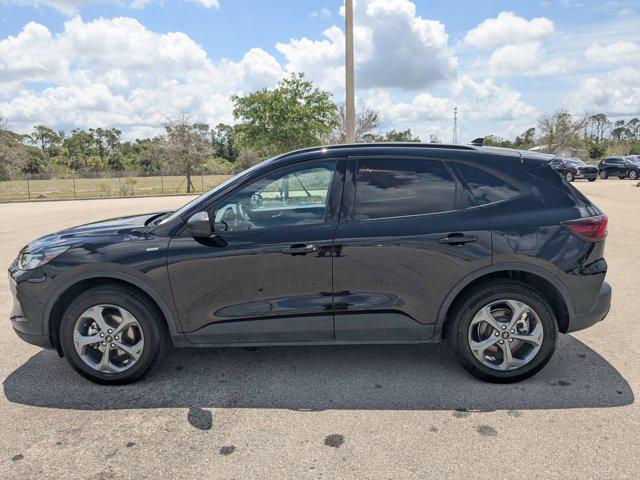 used 2025 Ford Escape car, priced at $25,156