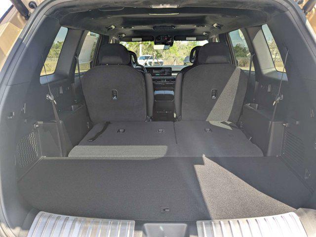 new 2027 Kia Telluride Hybrid car, priced at $63,365