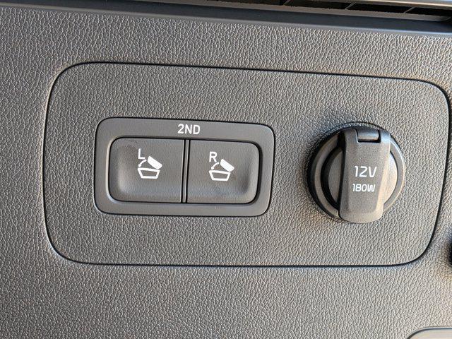 new 2026 Kia Sorento car, priced at $36,009