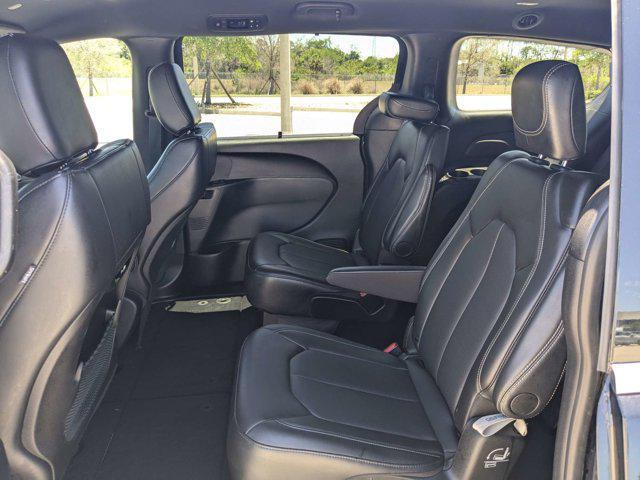used 2025 Chrysler Pacifica car, priced at $27,457