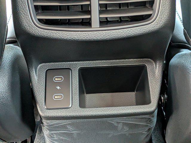 new 2026 Kia Seltos car, priced at $24,257