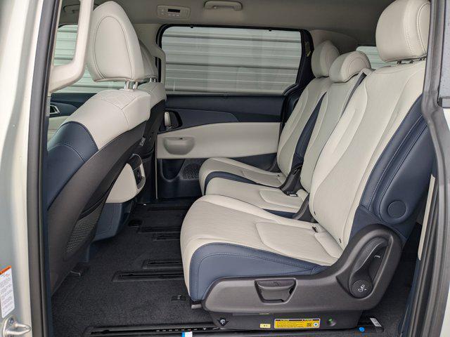 new 2026 Kia Carnival Hybrid car, priced at $41,418