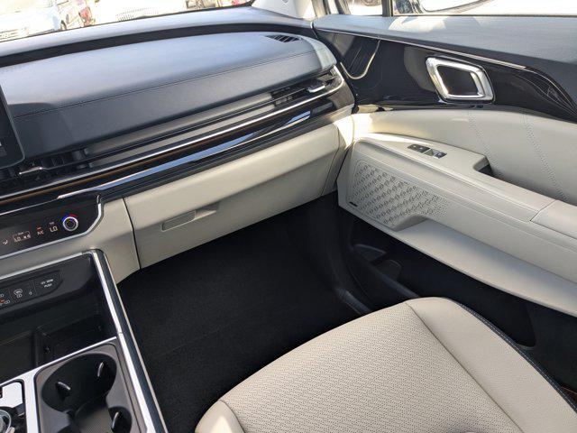 new 2026 Kia Carnival Hybrid car, priced at $49,721