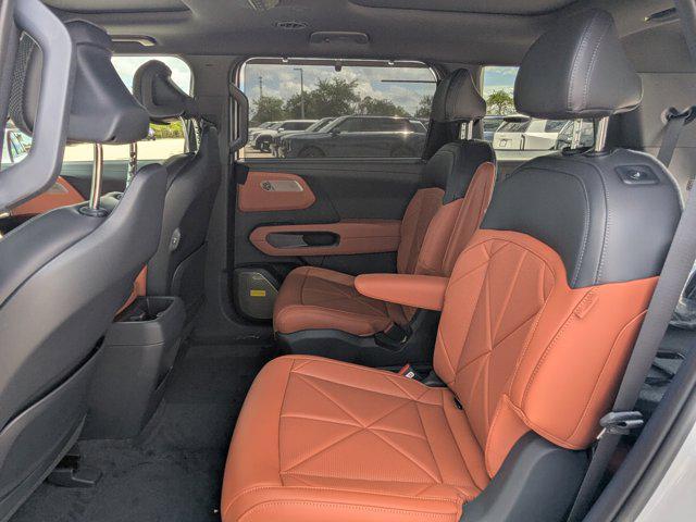 new 2027 Kia Telluride Hybrid car, priced at $56,770