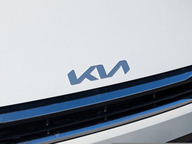 new 2025 Kia K4 car, priced at $22,104