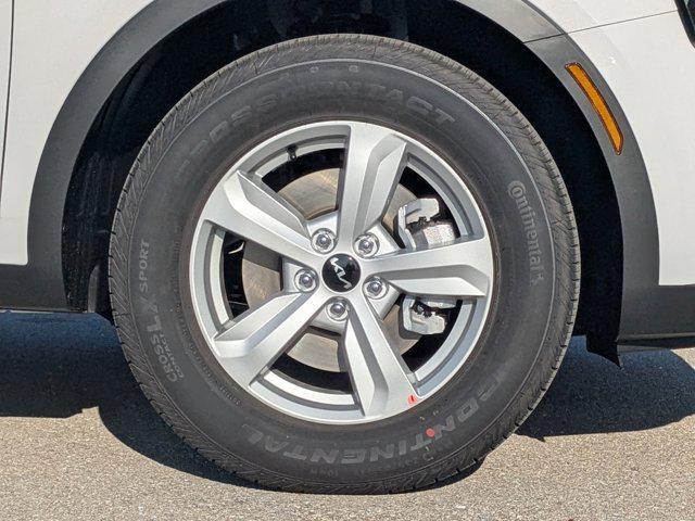 new 2026 Kia Sorento car, priced at $28,895