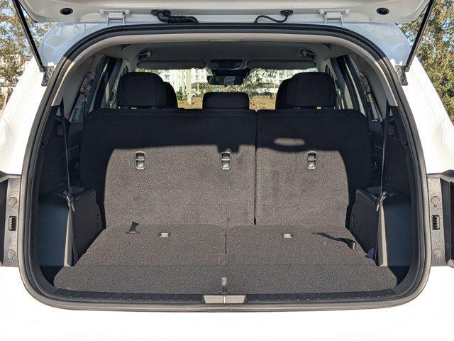 new 2026 Kia Sorento car, priced at $28,895