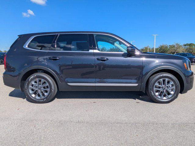 new 2025 Kia Telluride car, priced at $32,632