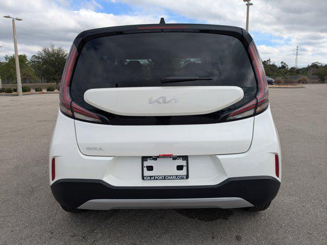 new 2025 Kia Soul car, priced at $19,648
