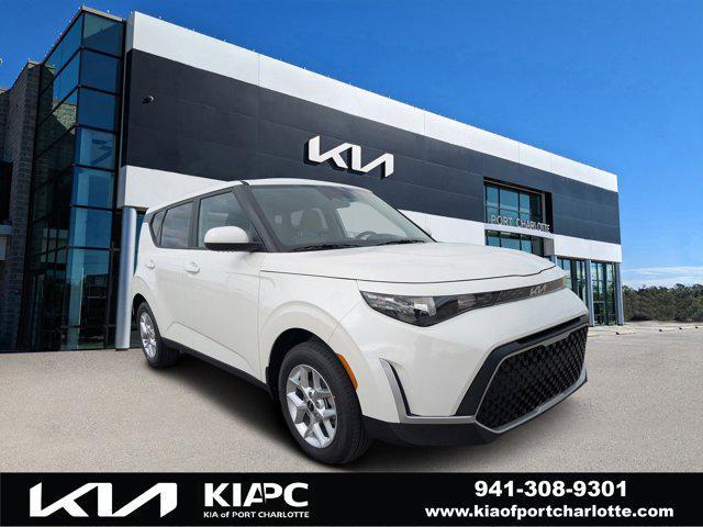 new 2025 Kia Soul car, priced at $19,648