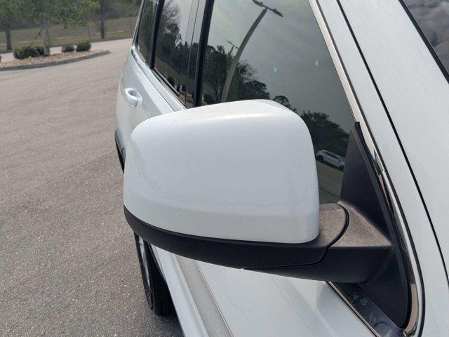 used 2022 Jeep Grand Cherokee car, priced at $21,777
