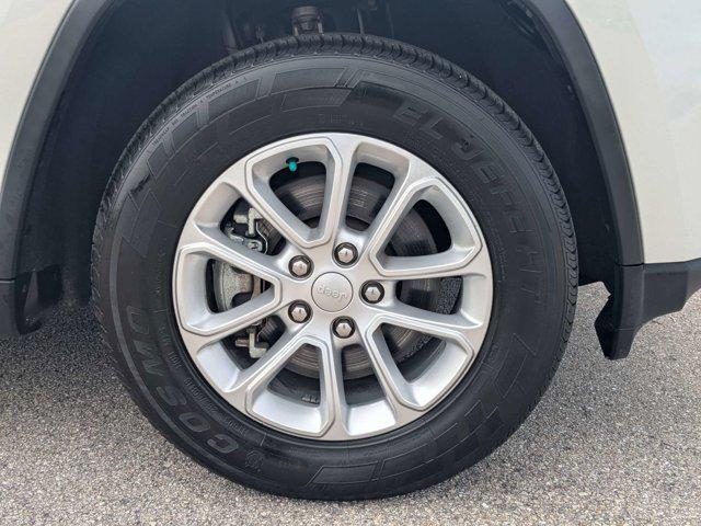 used 2022 Jeep Grand Cherokee car, priced at $21,777