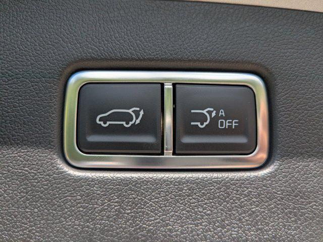 new 2025 Kia Sorento Hybrid car, priced at $46,493