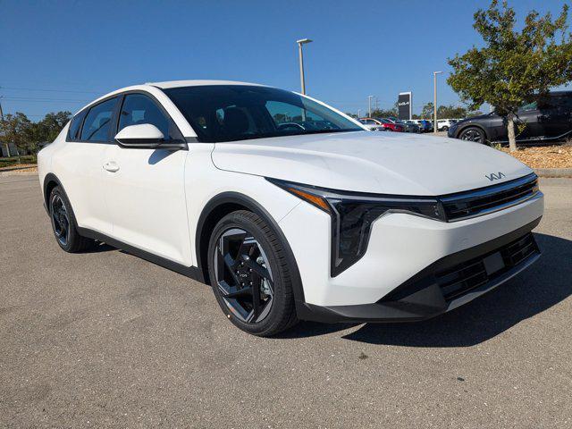 new 2025 Kia K4 car, priced at $22,104