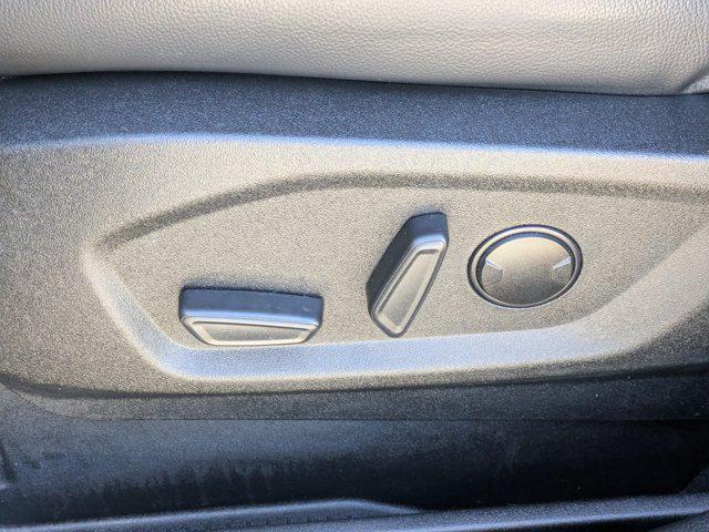 used 2022 Ford Edge car, priced at $16,991