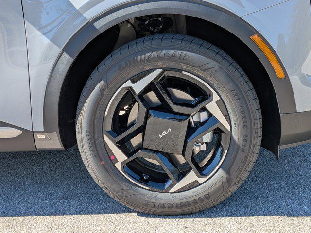 new 2026 Kia Sportage Hybrid car, priced at $33,314