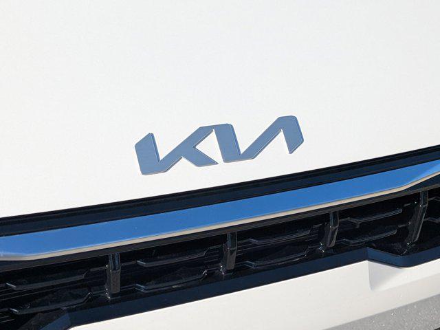 new 2025 Kia K4 car, priced at $25,143