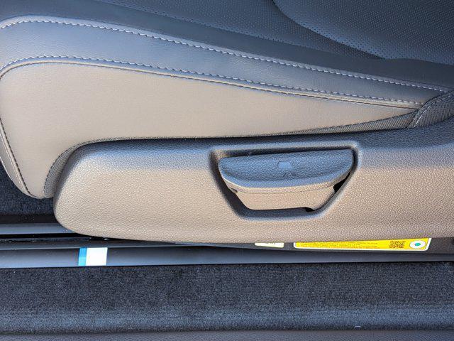 new 2026 Kia Carnival Hybrid car, priced at $43,329