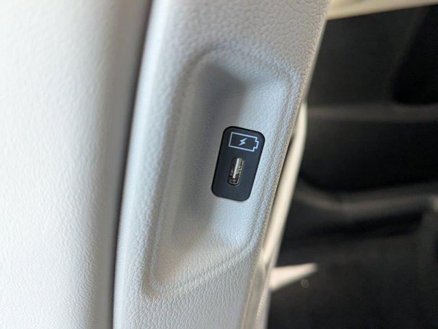 new 2026 Kia Sorento car, priced at $32,888