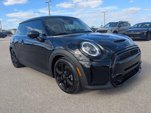 used 2024 MINI Hardtop car, priced at $21,880