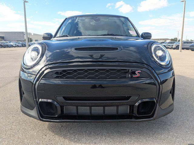 used 2024 MINI Hardtop car, priced at $21,880