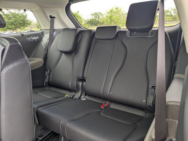 new 2026 Kia Carnival Hybrid car, priced at $49,322