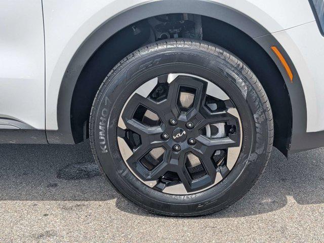 used 2026 Kia Sorento car, priced at $31,531