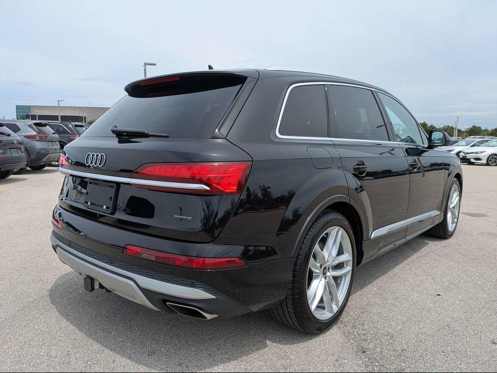 used 2025 Audi Q7 car, priced at $57,617