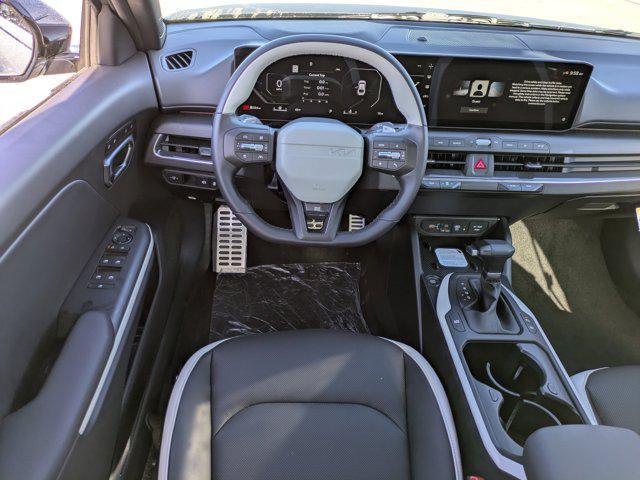 new 2025 Kia K4 car, priced at $27,017