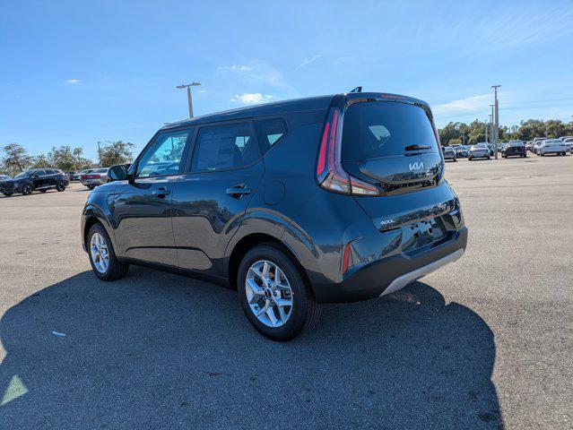 new 2025 Kia Soul car, priced at $19,231
