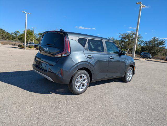 new 2025 Kia Soul car, priced at $19,231
