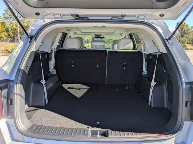 new 2026 Kia Sorento car, priced at $32,663