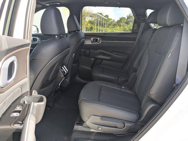 new 2026 Kia Sorento Hybrid car, priced at $43,777