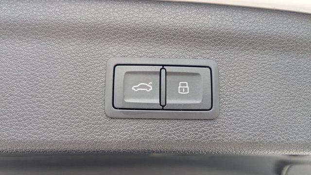 used 2024 Audi Q3 car, priced at $28,800