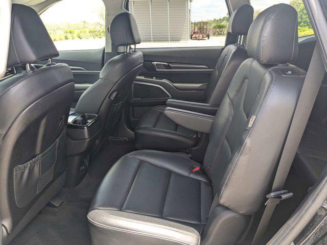 used 2025 Kia Telluride car, priced at $30,858