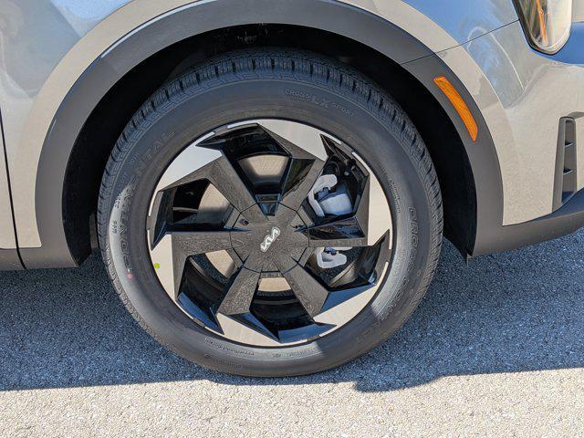new 2026 Kia Sorento Hybrid car, priced at $40,362