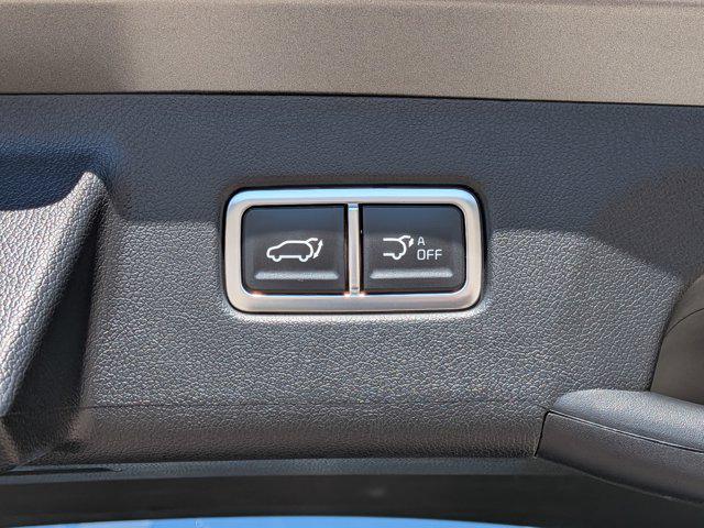 new 2026 Kia Sorento Hybrid car, priced at $40,362