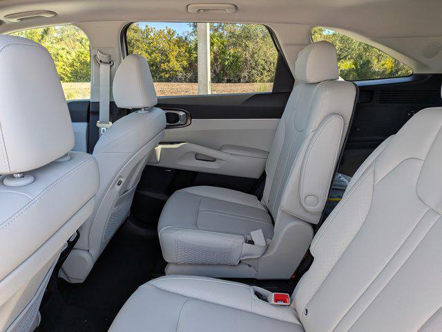 new 2026 Kia Sorento Hybrid car, priced at $40,362