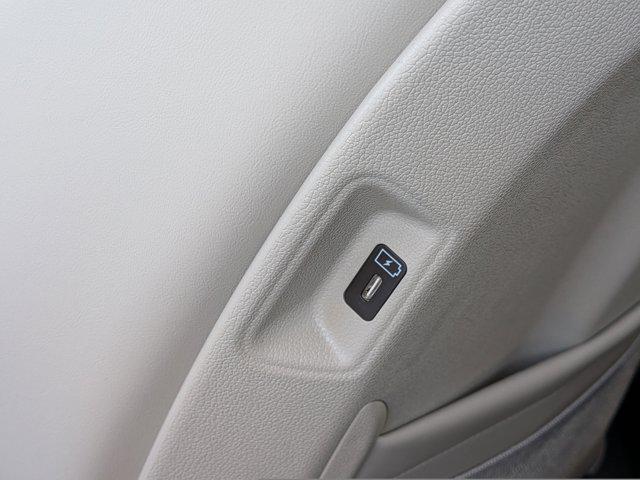new 2026 Kia Sorento Hybrid car, priced at $40,362