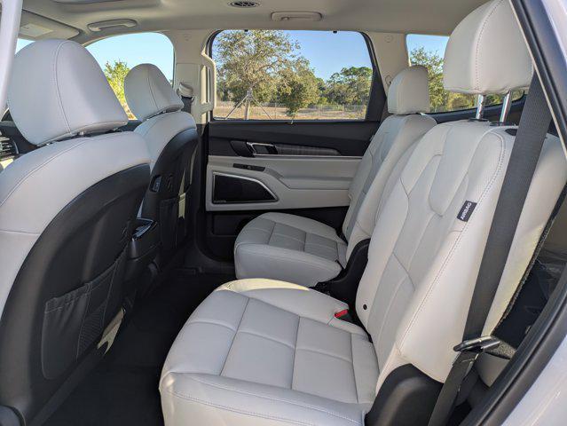 new 2025 Kia Telluride car, priced at $39,406