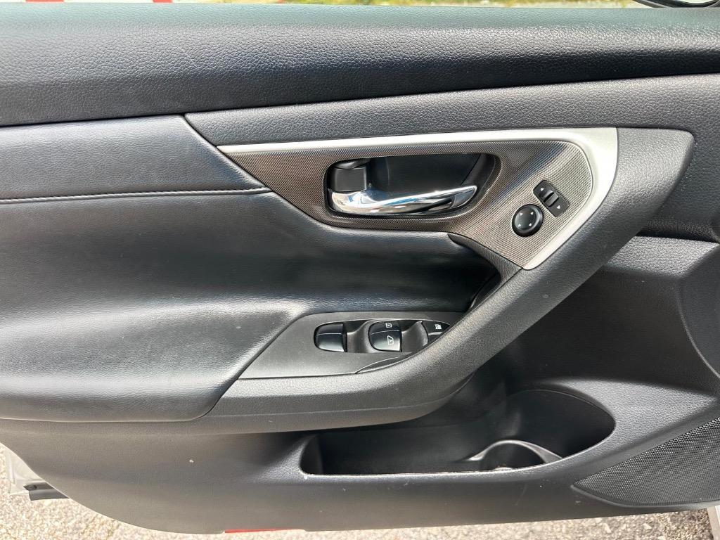 used 2015 Nissan Altima car, priced at $7,995