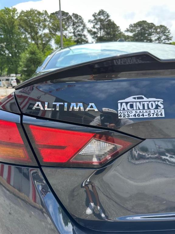 used 2021 Nissan Altima car, priced at $10,995