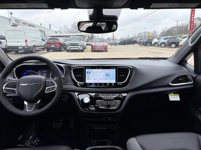 new 2026 Chrysler Pacifica car, priced at $45,865