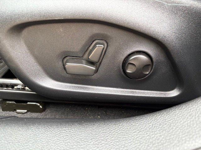 used 2022 Jeep Compass car, priced at $20,900