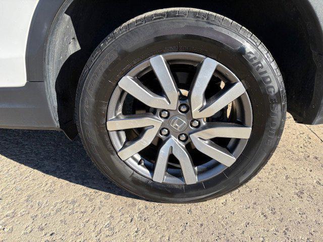 used 2022 Honda Pilot car, priced at $29,900