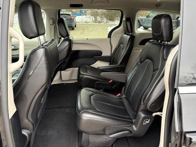 used 2024 Chrysler Pacifica car, priced at $27,900