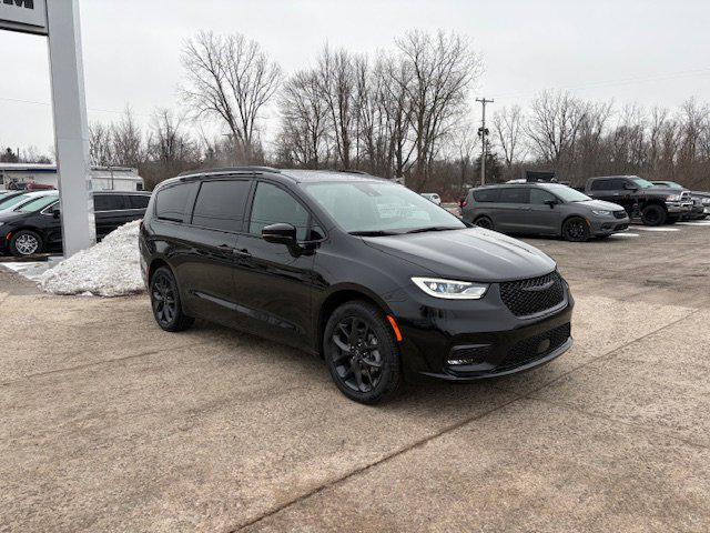 new 2026 Chrysler Pacifica car, priced at $51,455